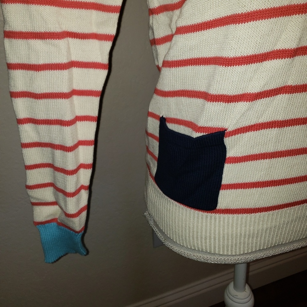 Sweater - Picture 2 of 3